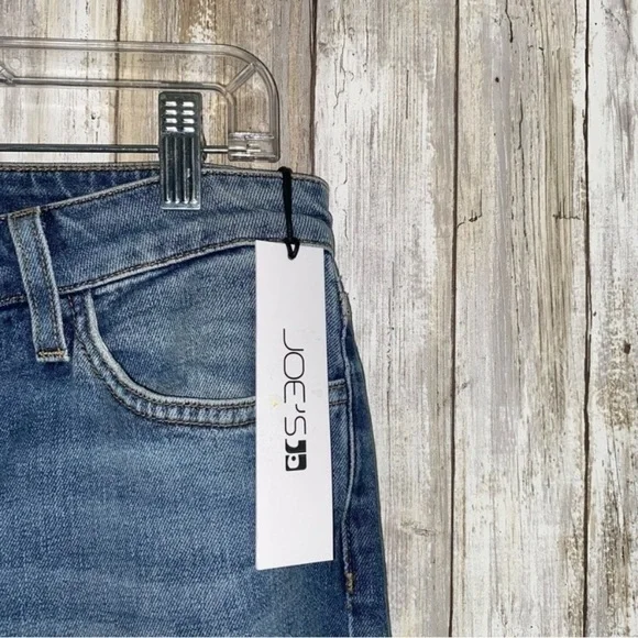 NWT Joes Jeans The Scout Mid-Rise Slim Tomboy Crop Jeans